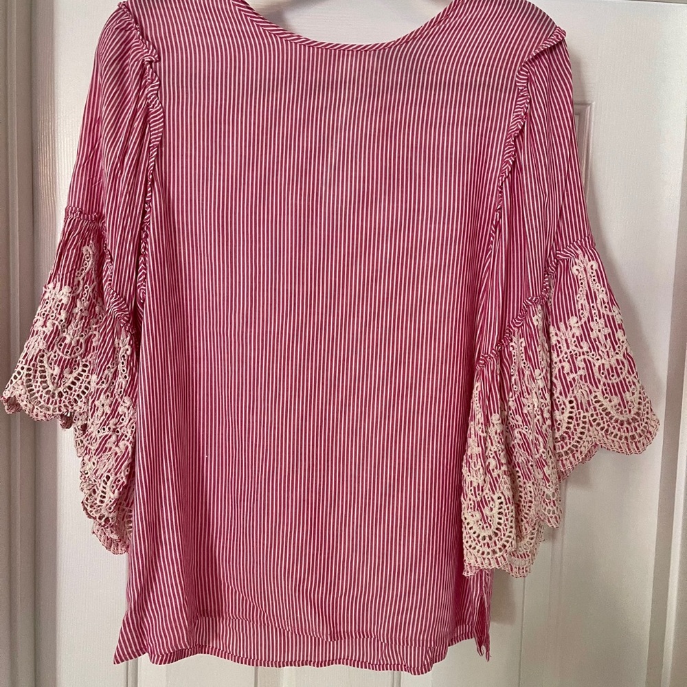 Karen Kane striped blouse. Sz. Large